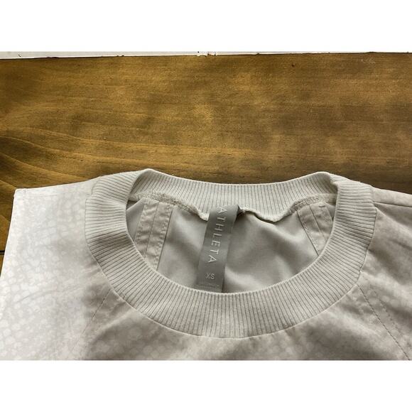 Athleta Womens Zephyr Tank Top Size XS Crew Neck Sleeveless Snake Print Gym - Picture 2 of 9